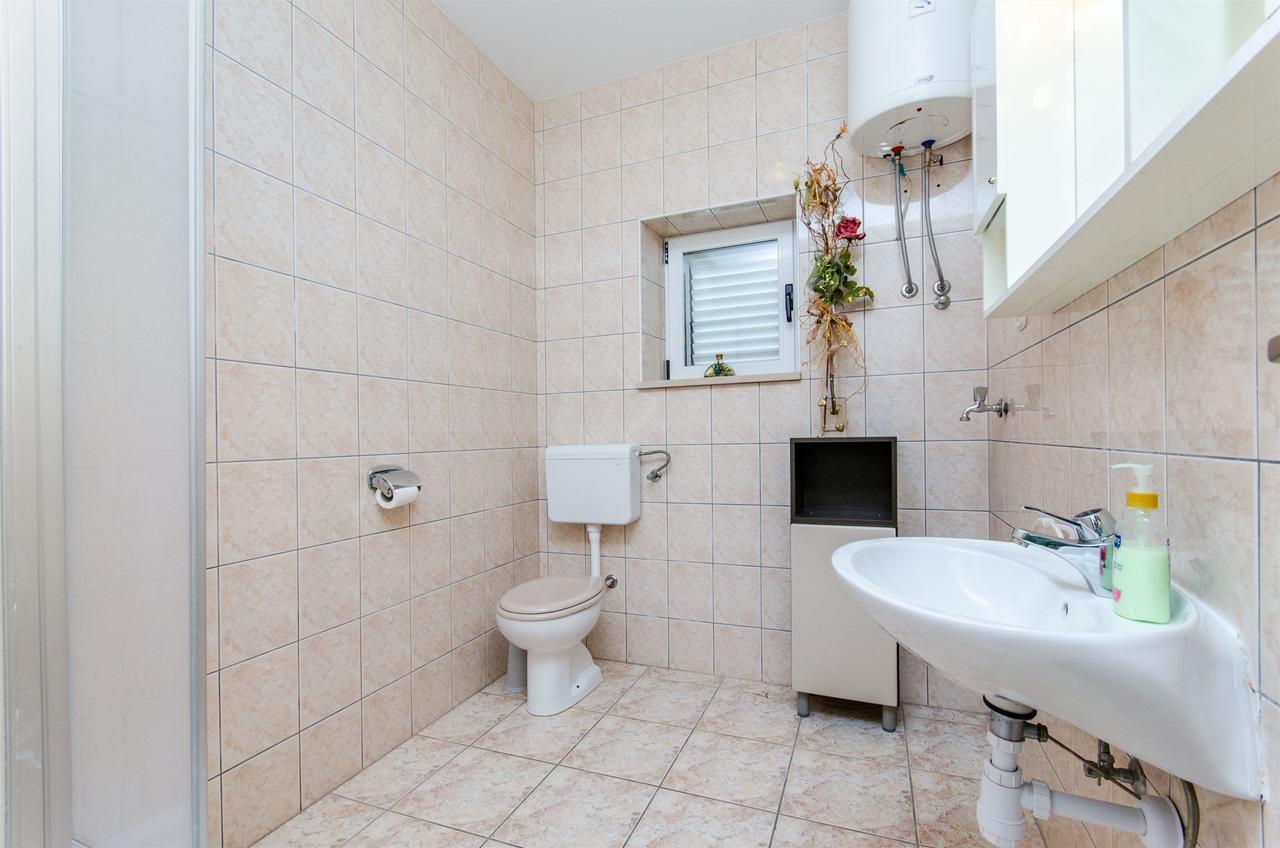 Apartments Mateo Baška Voda Εξωτερικό φωτογραφία