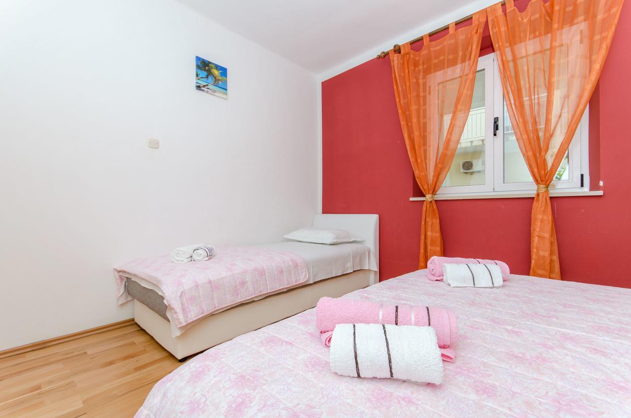 Apartments Mateo Baška Voda Εξωτερικό φωτογραφία