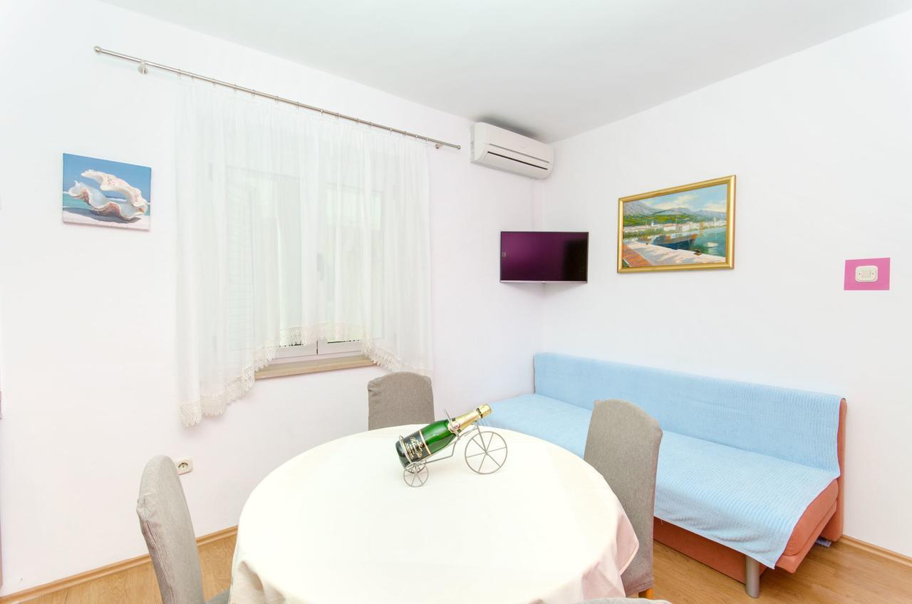 Apartments Mateo Baška Voda Εξωτερικό φωτογραφία
