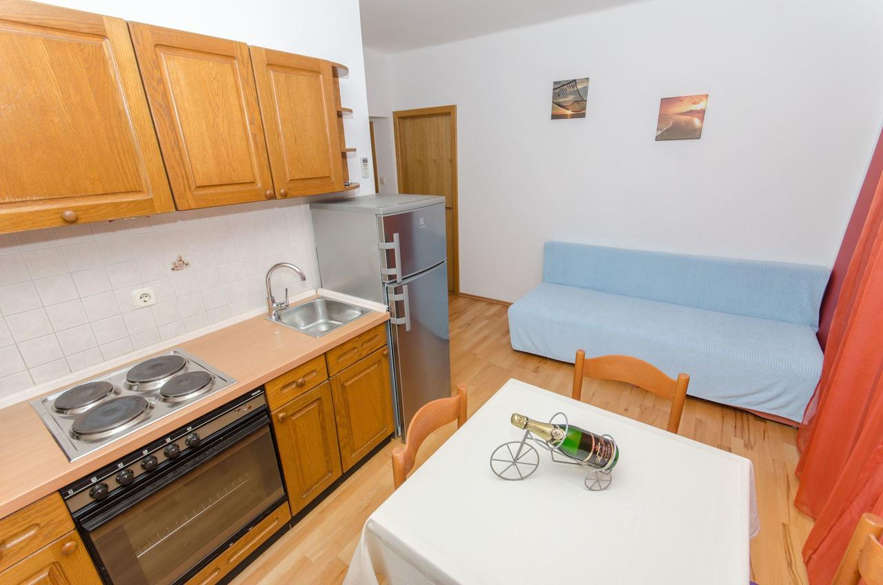 Apartments Mateo Baška Voda Εξωτερικό φωτογραφία