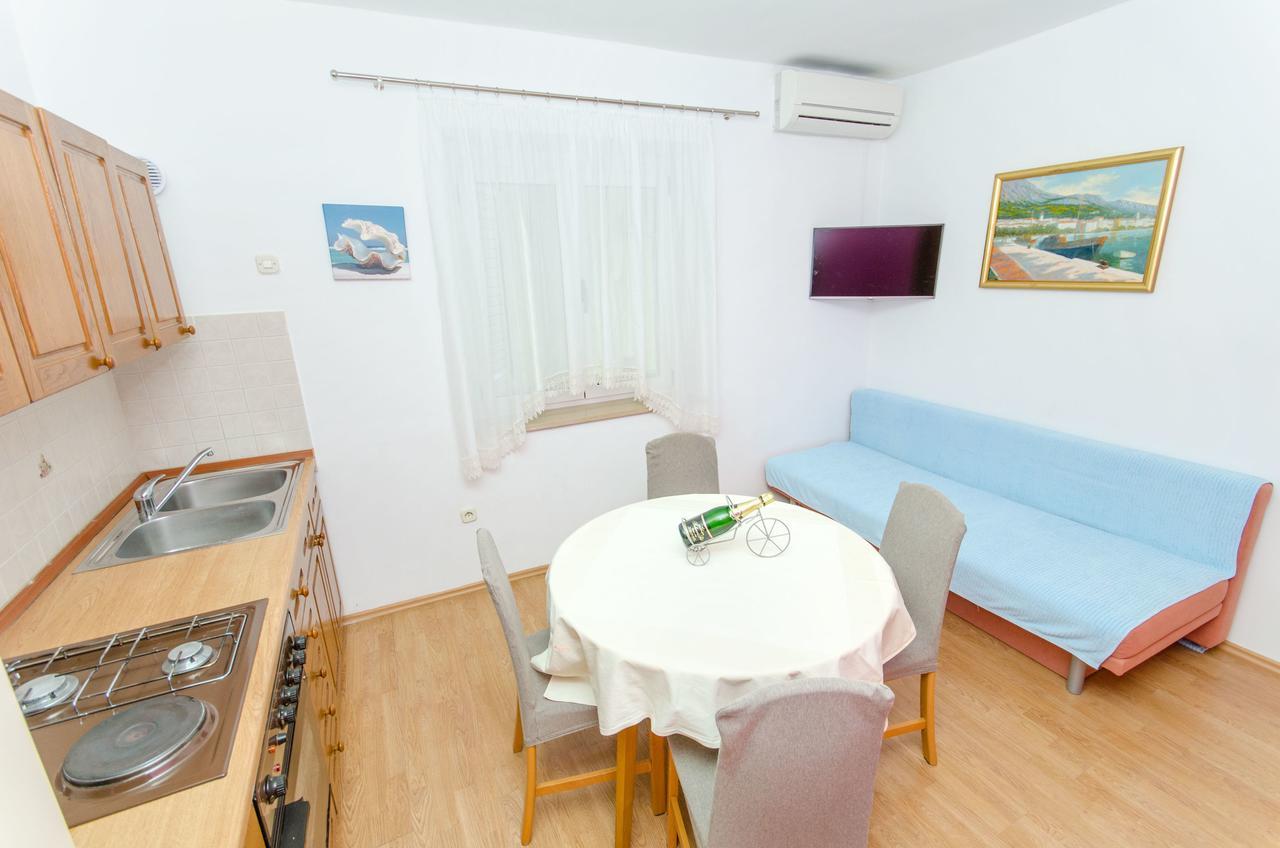 Apartments Mateo Baška Voda Εξωτερικό φωτογραφία